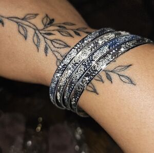 Elegant Silver Bangle Set-4